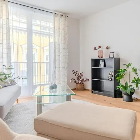 Danube Living Collection - Wiener Strasse #29 - Modernes Nahe Zentrum