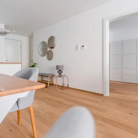 Deluxe - Newly Built Daire