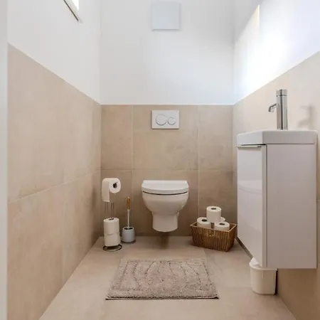 Danube Living Collection - Wiener Strasse #29 - Modernes Nahe Zentrum * קרמס אן דר דונאו
