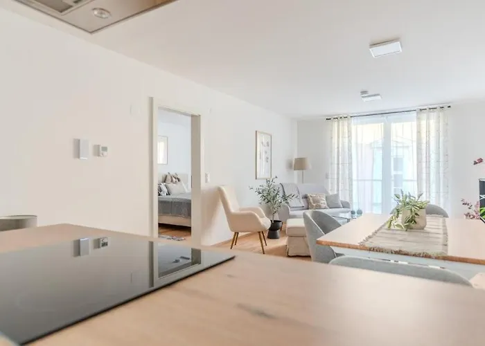 Deluxe - Newly Built * Krems